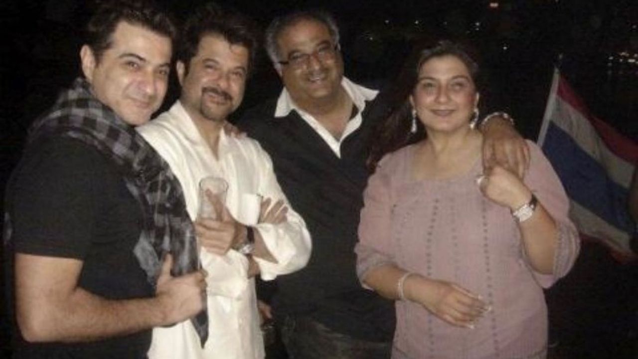 બોની કપૂર ઇન્ડસ્ટ્રીના જાણીતા ફિલ્મ નિર્માતા છે. બોની કપૂર તેમની ફિલ્મોમાં ખૂબ જ સફળ છે અને તેમના પુત્ર અર્જુન કપૂર અને પુત્રી જ્હાનવી કપૂરે પણ ઈન્ડસ્ટ્રીમાં પોતાનું નામ બનાવ્યું છે. 