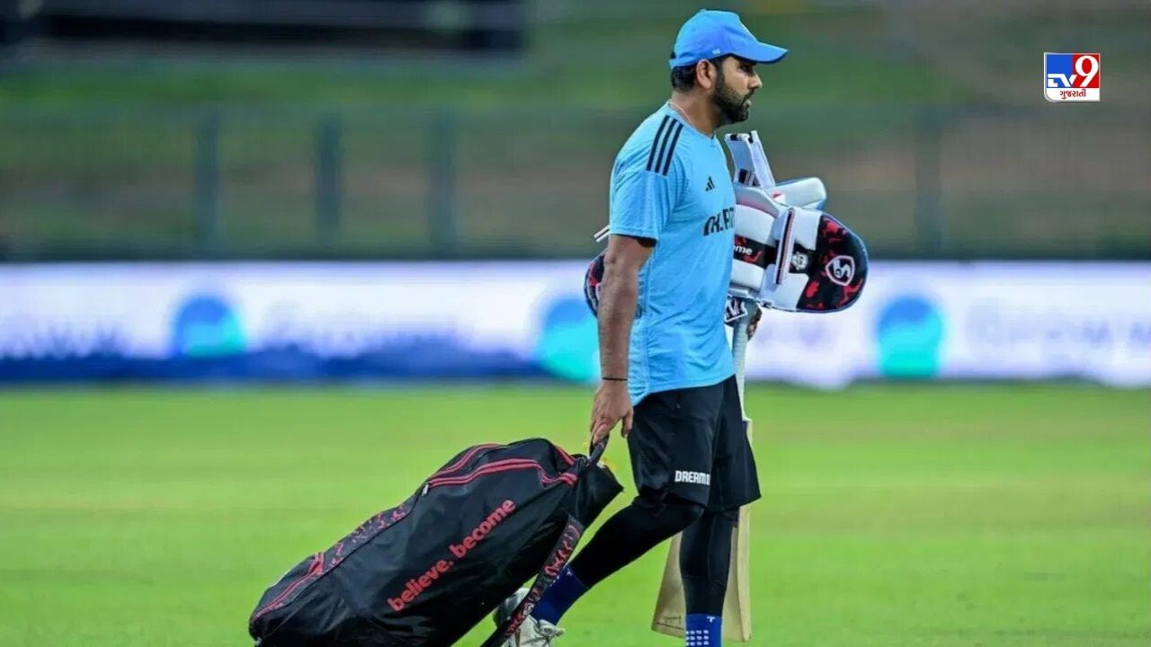 રોહિત શર્માએ શરુઆતમાં 2007માં વ્હાઈટ બોલ ક્રિકેટ માટે ડેબ્યુ કર્યું હતુ. રોહિતે વનડેમાં અત્યારસુધી 10112રન અને 30 સદી પણ સામેલ છે.વર્ષ 1999માં રોહિતને ક્રિકેટ એકેડમીમાં એડમિશન અપાવવા માટે તેના કાકા અને અન્ય સંબંધીઓએ સાથે મળીને પૈસા ભેગા કર્યા હતા. એ એકેડમીથી શરૂ થયેલી રોહિતની કારકિર્દીએ આજે ​​ શાનદાર છે.