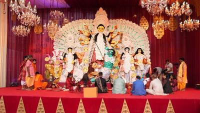 તૈયાર થઈ ગયો મોજ, મસ્તી અને મ્યુઝિકનો મહામંચ, દિલ્હીના મેજર ધ્યાનચંદ સ્ટેડિયમમાં TV9 ફેસ્ટિવલ ઓફ ઈન્ડિયાનો પ્રારંભ તૈયાર થઈ ગયો મોજ, મસ્તી અને મ્યુઝિકનો મહામંચ, દિલ્હીના મેજર ધ્યાનચંદ સ્ટેડિયમમાં TV9 ફેસ્ટિવલ ઓફ ઈન્ડિયાનો પ્રારંભ