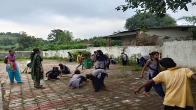 "જ્યાં સ્વચ્છતા ત્યાં પ્રભુતા" ની ઉક્તિને ડાંગ જિલ્લાના વિદ્યાર્થીઓએ સાર્થક કરી હતી. 'સ્વચ્છતા હી સેવા' સૂત્રને અનુસરી બાળકોને મહાશ્રમદાન કર્યું હતું.