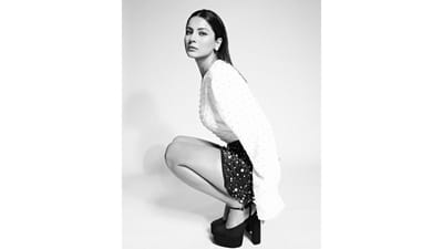 આ દિવસોમાં, શેહનાઝ ગિલ તેની ફિલ્મ 'થેન્ક યુ ફોર કમિંગ' ને લઈ ચર્ચામાં છે. જોકે હાલમાં તે આ ફિલ્મના પ્રમોશનમાં વ્યસ્ત છે. (Photos: @shehnaazgill/instagram)