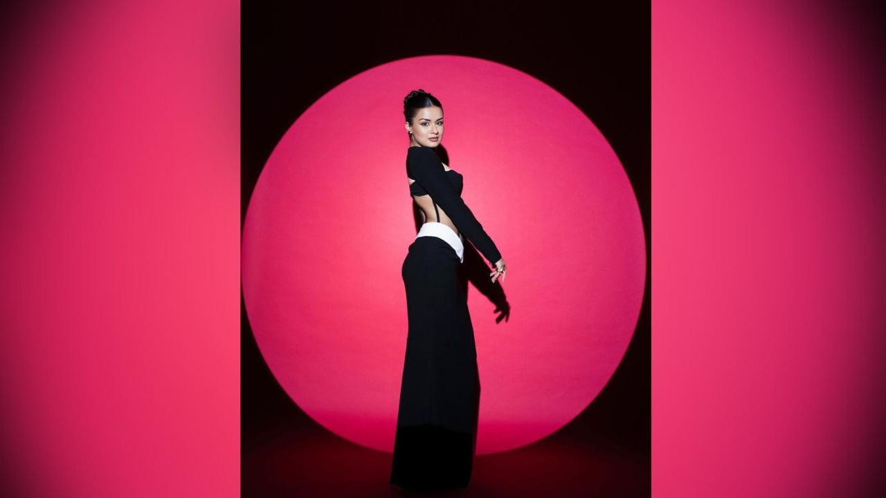 શરૂઆતમાં અવનીત કૌરે બાળ કલાકાર તરીકે ટેલિવિઝન પર કામ કર્યું હતું અને આજે તે બોલિવુડ ઈન્ડસ્ટ્રી પર રાજ કરી રહી છે. (Image: Instagram) 