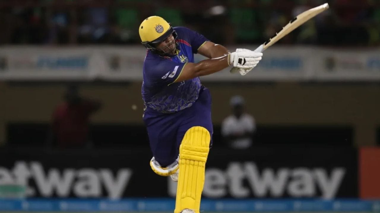 બોર્ડના અગ્રણીઓના જણાવ્યા અનુસાર ICC આચાર સંહિતા અનુસાર, ખેલાડીઓને રાજકીય, ધાર્મિક અથવા વંશીય પ્રવૃત્તિઓ અથવા કારણો સાથે સંકળાયેલા સંદેશાઓ પ્રદર્શિત કરવાની મંજૂરી આપવામાં આવશે નહીં. જો આમ થશે તો બેટ્સમેનને તેની મેચ ફીના 50% દંડ ફટકારવામાં આવ્યો આવશે. હાલમાં બનેલી ઘટનામાં બેટ્સમેનને અગાઉ અમ્પાયર દ્વારા ચેતવણી આપવામાં આવી હતી કે તે તેના બેટ પર પેલેસ્ટાઈનનો ધ્વજ પ્રદર્શિત ન કરે કારણ કે તે ICC ના નિયમોનું ઉલ્લંઘન કરશે.  