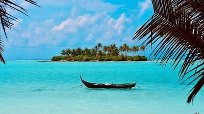 જો તમે ગોવાની મુલાકાત લેવાનું વિચારી રહ્યા છો, તો તમે ભારતીય રેલવેના આ ટૂર પેકેજમાં બુકિંગ કરાવી શકો છો. ગોવા ભારતનું ફેમસ ટુરિસ્ટ ડેસ્ટિનેશન છે. દર વર્ષે દેશ અને વિદેશના લાખો લોકો ગોવા ફરવા માટે આવે છે. જો તમે ડિસેમ્બરમાં ગોવા જવાનું વિચારી રહ્યા છો, તો IRCTC એક શાનદાર પેકેજ લઈને આવ્યું છે.