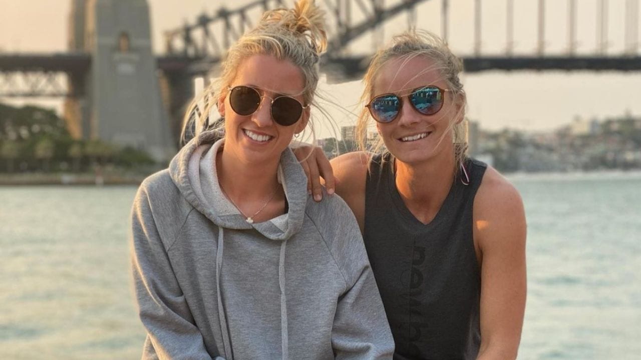 તેની લિંગ ઓળખ અંગે ડેનિયલ વ્યાટનો દૃષ્ટિકોણ સંપૂર્ણ અલગ છે, તેના મતે પુરૂષ અને સ્ત્રી વચ્ચે કોઈ ભેદભાવ નથી.