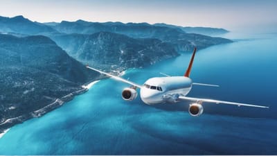 આ યાત્રા બે ટાપુઓ વચ્ચેની છે, જ્યાં ન તો કોઈ રોડ છે કે, ન તો કોઈ રેલવે લાઈન એટલે કે ત્યાં કોઈ બસ કે કોઈ ટ્રેન જતી નથી. મુસાફરી કરવાનો એકમાત્ર રસ્તો વિમાન છે.