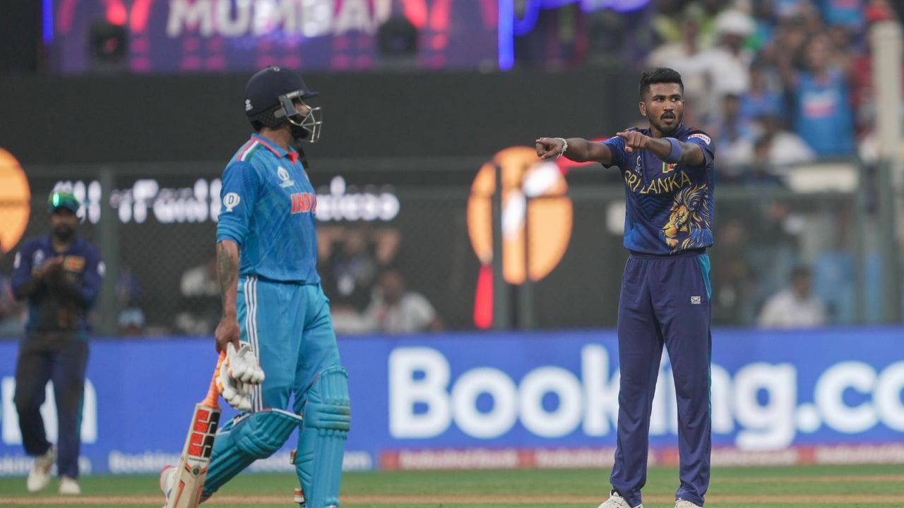 તેના કરિયરમાં તેણે 13 મેચમાં 28 વિકેટ ઝડપી છે. તેનુ સર્વશ્રેષ્ઠ પ્રદર્શન નેધરલેન્ડ સામે 49 રન આપીને 4 વિકેટ લેવાનું હતુ. 