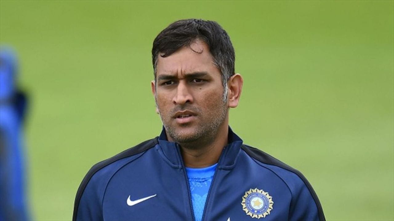 આ કંપની આવતા વર્ષ સુધીમાં તેનો બિઝનેસ 4-5 રાજ્યોમાં વિસ્તારવાની તૈયારી કરી રહી છે. સ્ટાર્ટઅપમાં રોકાણ કરવા અંગે મહેન્દ્ર સિંહ ધોનીએ કહ્યું કે, હું એવા સ્ટાર્ટઅપ્સ અને હોમગ્રોન બ્રાન્ડ્સમાં રોકાણ કરવામાં માનું છું જેને હું આગળ વધારવામાં મદદ કરી શકું. Tagda Raho મારા માટે ખૂબ જ રસપ્રદ છે.