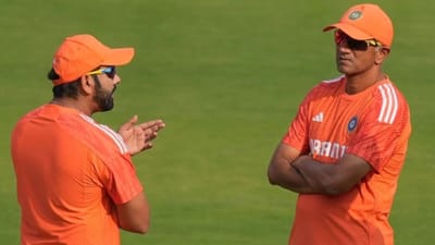 ભારતીય ક્રિકેટ ટીમે હવે આઈસીસી વર્લ્ડ કપ બાદ નવા મુખ્ય કોચની શોધ કરવી પડશે. બીસીસીઆઈ કરાર અનુસાર અનુભવી રાહુલ દ્રવિડ અને તેની ટીમનો કાર્યકાળ વર્લ્ડ કપ બાદ સમાપ્ત થશે. 