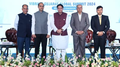 ‘ભારતની સિલિકોન વેલી’ બેંગલુરૂમાં યોજાયો વાઈબ્રન્ટ ગુજરાત ગ્લોબલ સમિટ 2024 માટેનો રોડ શૉ, પ્રતિષ્ઠિત ઉદ્યોગ અગ્રણીઓ રહ્યા હાજર