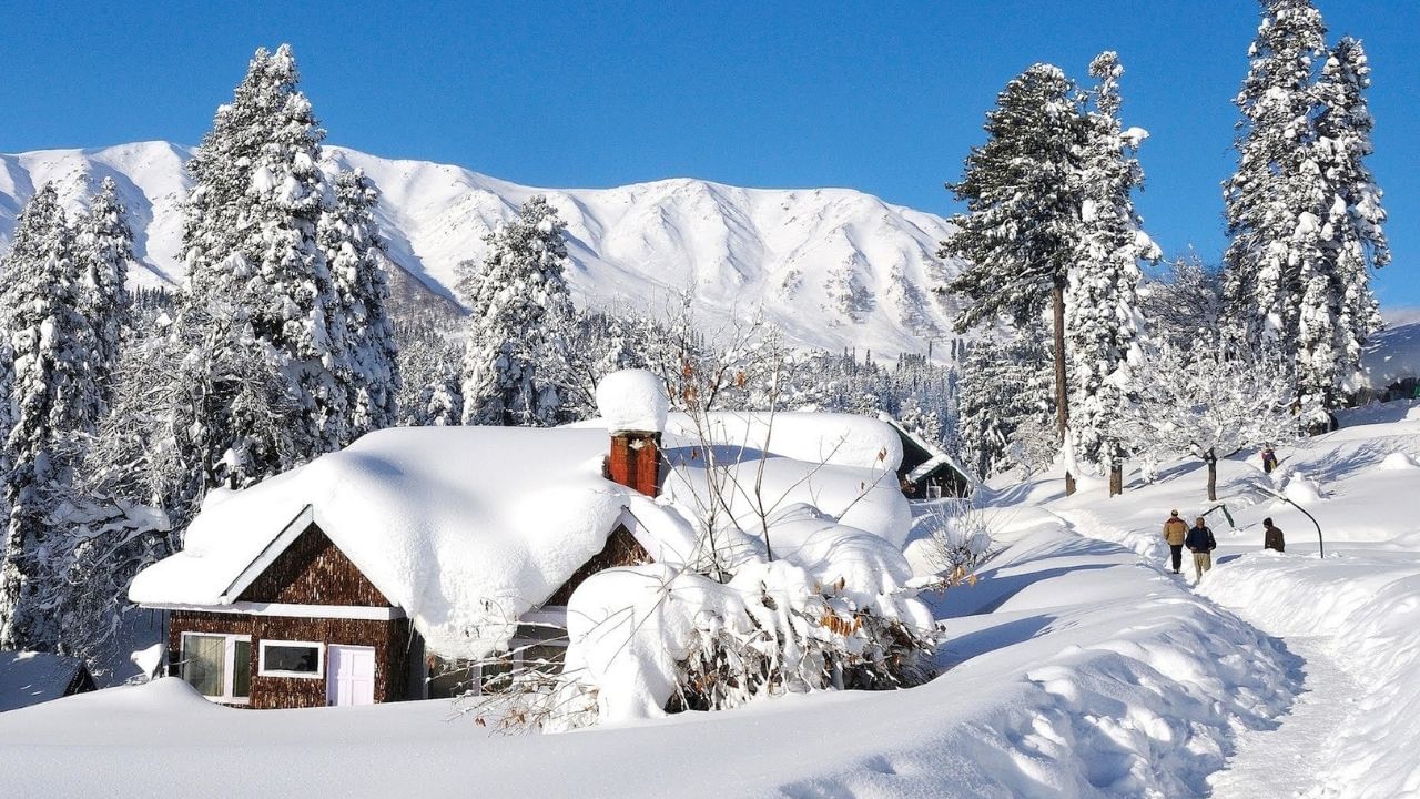 If you are planning to go abroad to see snowfall, cancel it, this place in India has snowfall.