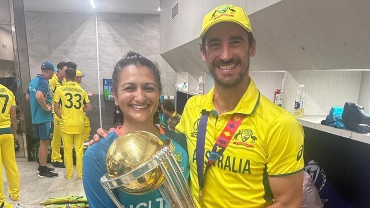 ઓસ્ટ્રેલિયન મહિલા ક્રિકેટ ટીમના મેનેજર તરીકે ઉર્મિલાના પ્રદર્શન કારણે તેણીને વર્લ્ડ કપ પ્રવાસમાં ઓસ્ટ્રેલિયન મેન્સ ક્રિકેટ ટીમના મેનેજર તરીકે પસંદ કરવામાં આવી હતી. 