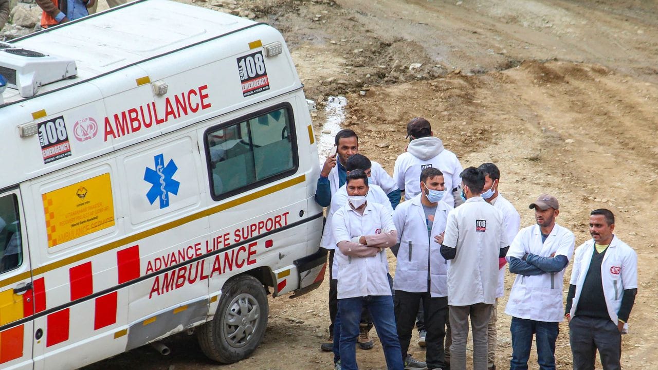 ઈમરજન્સી માટે 8 બેડની વ્યવસ્થા કરવામાં આવી છે. અહીં તબીબો અને નિષ્ણાતોની ટીમ પણ તૈનાત કરવામાં આવી છે.