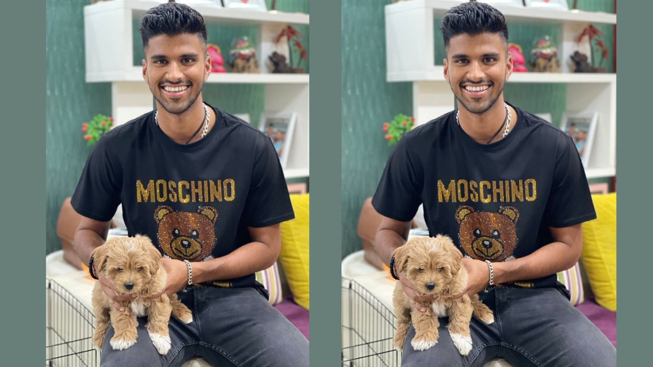 આ ફોટોમાં વોશિંગ્ટન સુંદર પાલતુ કૂતરાને હાથમાં પકડેલો જોવા મળી રહ્યો છે. તેણે તેને તેનો મિત્ર કહ્યો છે. તેણે એમ પણ કહી ચૂક્યો છે કે, તેમણે તેના મિત્રનું નામ 'ગાબા' રાખ્યું છે,  વોશિંગ્ટન સુંદરે તેના કૂતરાનું નામ તે સ્ટેડિયમ પર રાખ્યું છે, જ્યાં ટીમ ઈન્ડિયાએ તે મેદાન પર ઓસ્ટ્રેલિયાની 32 વર્ષ લાંબી જીતનો સિલસિલો તોડીને ઈતિહાસ રચ્યો હતો.