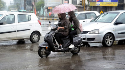 ભર શિયાળામાં છત્રી-રેઈનકોટ લઈને કેમ નીકળવું પડ્યું ? જાણો શુ કહે છે હવામાન નિષ્ણાંત ભર શિયાળામાં છત્રી-રેઈનકોટ લઈને કેમ નીકળવું પડ્યું ? જાણો શુ કહે છે હવામાન નિષ્ણાંત