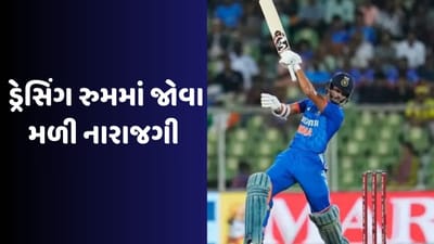 યશસ્વી જયસ્વાલે ઓસ્ટ્રેલિયા સામેની બીજી T20માં શાનદાર અડધી સદી ફટકારી હતી. જયસ્વાલે 25 બોલમાં 9 ચોગ્ગા અને 2 છગ્ગાની મદદથી 53 રન બનાવ્યા હતા. તેનો બેટિંગ સ્ટ્રાઈક રેટ 212 હતો. જયસ્વાલ પાવરપ્લેમાં T20 ઈન્ટરનેશનલમાં ભારત માટે અડધી સદી ફટકારનાર ત્રીજો ખેલાડી બન્યો છે સાથે વિરાટ કોહલીના ખાસ રેકોર્ડની પણ બરાબરી કરી લીધી છે.