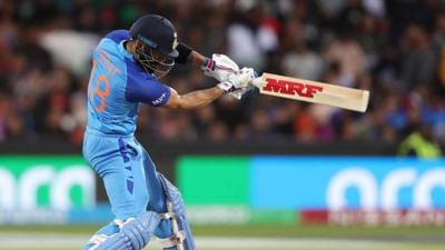 ક્રિકેટમાં બેટિંગ રન રેટ (કેટલા રન બનાવ્યા/કેટલી ઓવરો રમાઈ) દ્વારા નક્કી થાય છે જ્યારે બોલિંગ રન રેટ (કેટલા રન આપ્યા/કેટલી ઓવર ફેંકી) દ્વારા નક્કી થાય છે. 