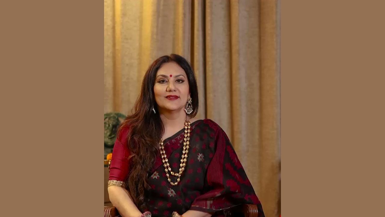 દેશભરમાં જાણીતી સિરિયલ રામાયણમાં સીતાનું પાત્ર ભજવનારી દીપિકા ચિખલિયા પણ ભાજપમાં જોડાયા હતા. દીપિકાએ 1991ની લોકસભા ચૂંટણી ગુજરાતની બરોડા બેઠક પરથી ભાજપના ઉમેદવાર તરીકે લડી હતી અને જીતી હતી.