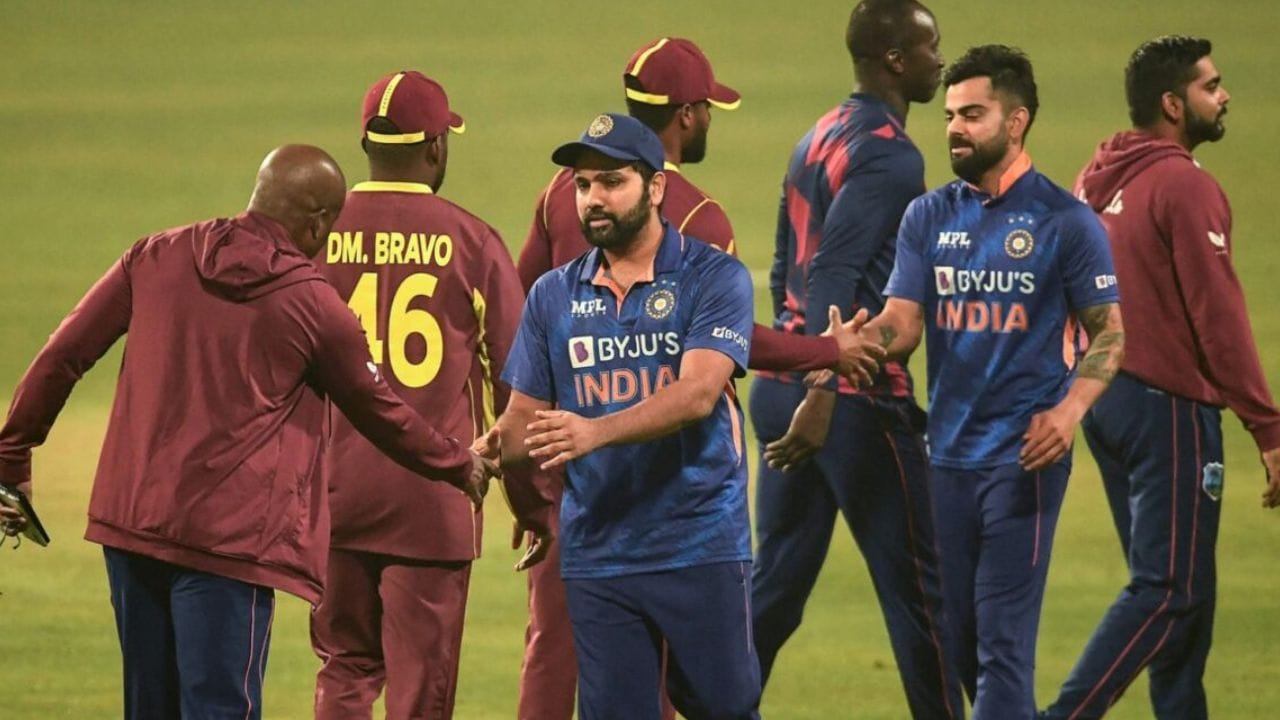 બીજો અને ત્રીજો સૌથી વધુ રનનો રેકોર્ડ અનુક્રમે 244 અને 240 છે, જે વેસ્ટ ઈન્ડિઝ સામે બનાવ્યો હતો.