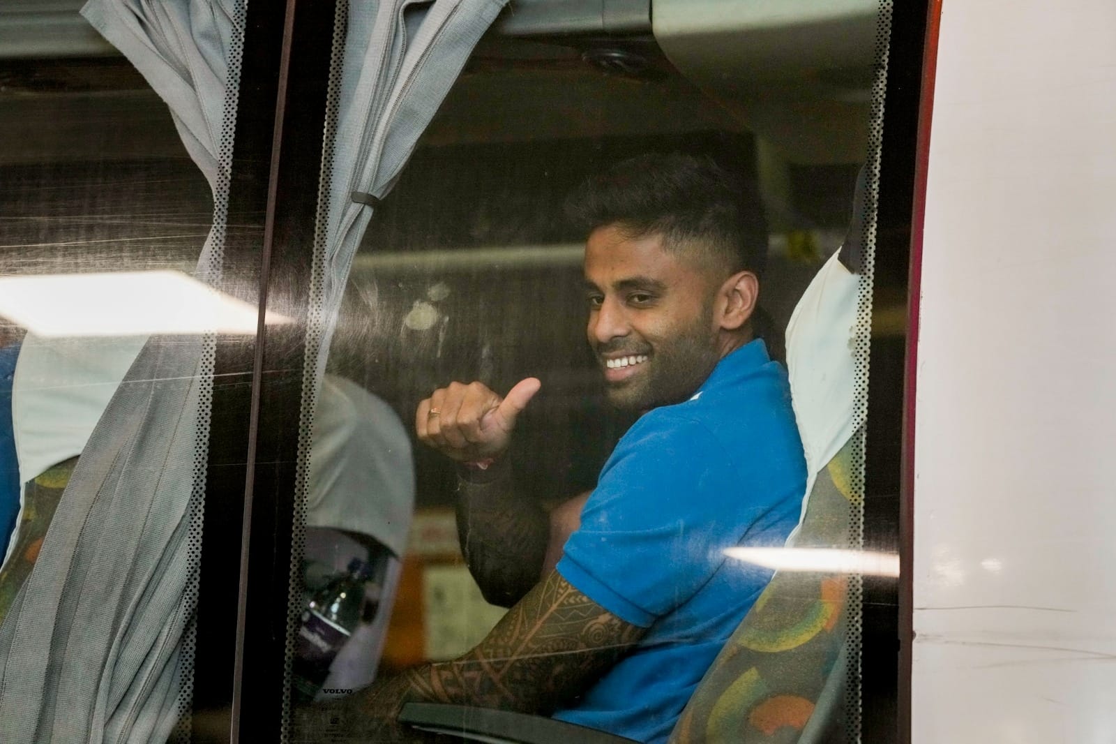 સૂર્યકુમાર યાદવના કેપ્ટનશીપમાં ભારતીય ટીમ શ્રેણી જીતવાના ઈરાદા સાથે ગુહાટીના મેદાનમાં ઉતરશે. જ્યારે ઓસ્ટ્રેલિયા ભારતના આ જીતના રથને રોકવા મેદાનમાં ઉતરશે 