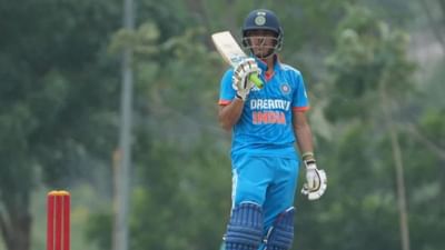 દુબઈમાં અંડર 19 એશિયા કપમાં ભારતીય ટીમે અફઘાનિસ્તાન સામે પોતાના અભિયાનની શરુઆત કરી છે. અફઘાનિસ્તાન સામે 7 વિકેટથી જીત મેળવીને ભારતીય ટીમે વિજયી પ્રારંભ કર્યો છે.