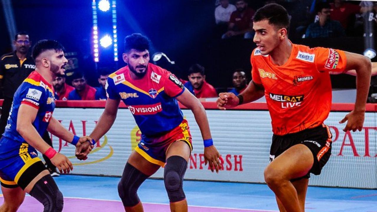 અમીરમોહમ્મદ જર્દનેશ ઈરાની કબડ્ડી ખેલાડી છે, જે ઓલરાઉન્ડર તરીકે રમે છે. ઝફરદાનેશ સારો ડિફેન્ડર છે અને તેની સ્લિમ ફ્રેમ પણ તેને શક્તિશાળી રેઇડર બનાવે છે.