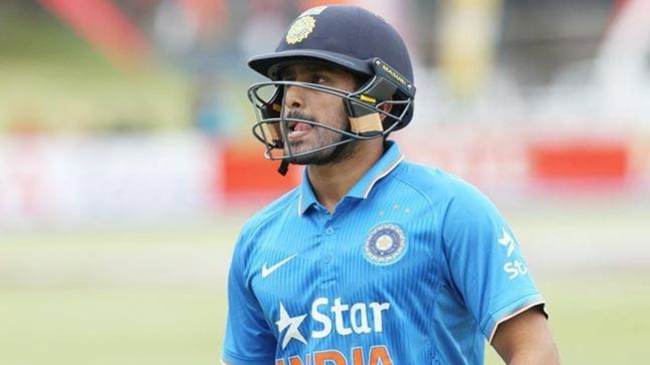 ખરાબ ફોર્મના કારણે તેને ટીમમાંથી વહેલા બહાર નીકળી જવું પડ્યું હતું. આઈપીએલમાં પણ નાયરનું પ્રદર્શન કંઈ ખાસ રહ્યું નથી. તે પંજાબ કિંગ્સ અને દિલ્હી કેપિટલ્સ જેવી ટીમો માટે રમ્યો છે. પરંતુ અત્યાર સુધી તે પોતાની છાપ છોડવામાં નિષ્ફળ રહ્યો છે.