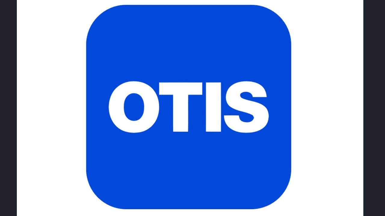 ઓટિસ કંપની એસ્કેલેટર અને ટ્રાવોલેટર અને હાઈ સ્પીડ ગિયરલેસ એલિવેટર્સ સંચાલન પણ કરે છે. ઓટિસ એલિવેટર કંપનીના વિદેશી સહયોગીઓને ભારત સરકાર દ્વારા અધિકૃત કરવામાં આવ્યા હતા. ભારતમાં લિફ્ટ્સનું ઉત્પાદન માટે પેટાકંપનીને મંજૂરી આપવામાં આવી હતી.