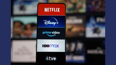 ડિસેમ્બર મહિનો શરૂ થયો છે. ફેન્સ આ મહિનાની આતુરતાથી રાહ જોઈ રહ્યા હતા. કારણ કે આ મહિને ઘણી રસપ્રદ વેબ સિરીઝ OTT પર રિલીઝ થઈ રહી છે. આ સીરીઝમાં તમને એક્શનથી લઈને રોમાન્સ અને એડવેન્ચર બધું જ જોવા મળશે. 
