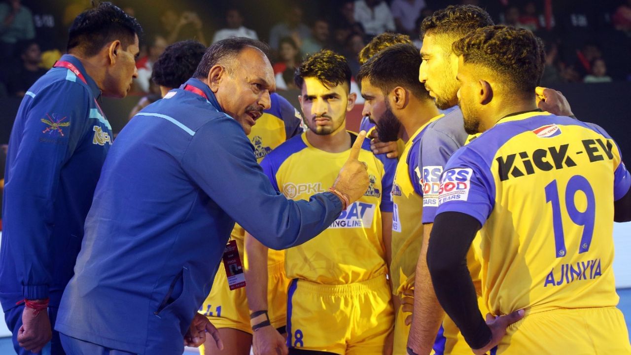 પ્રથમ હાફના બીજા તબક્કામાં પણ આ ટ્રેન્ડ જોરદાર ચાલુ રહ્યો હતો, તમિલ થલાઇવ્સની સામે દબંગ દિલ્હી કે.સી.એ મુકાબલો કર્યો હતો અને હરીફ ટીમને સારી એવી સરસાઈ મળવા દીધી ન હતી. અજિંક્ય પવાર અને સાહિલ ગુલિયાએ તમિલ થલાઇવ્સ માટે બાજી સંભાળી હતી, જ્યારે નવીન અને આશુ મલિક દબંગ દિલ્હી કે.સી. ટીમ માટે ટક્કર જાળવી રાખી હતી. પ્રથમ હાફ પૂરો થવાને આરે હતો ત્યારે તમિલ થલાઇવ્સ મનજીત પર ઓલઆઉટ થઈ ગયું હતું અને સરસાઈ મેળવી લીધી હતી. 