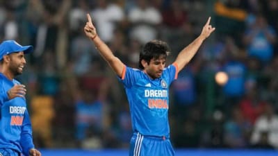 રવિ બિશ્નોઈનો જન્મ 5 સપ્ટેમ્બર, વર્ષ 2000ના દિવસે રાજસ્થાનમાં થયો હતો. રાઈટ આર્મ બોલિંગ કરનાર રવિ બિશ્નોઈ આઈપીએલમાં લખનઉ તરફથી રમે છે.