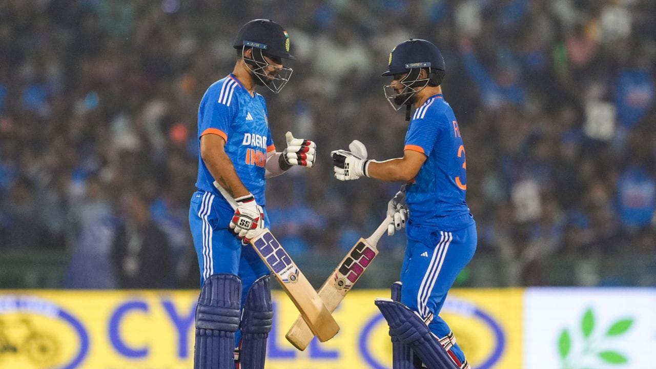 રિંકુ સિંહની આજે ચોથી ટી20 એ ઇન્ટરનેશનલ 8 મી મેચ હતી. જેમાં તેને 46 રન કર્યા છે. જે અત્યાર સુધીનો તેનો હાઇસ્કોર છે. રિંકુ એ 104 ડોમેસ્ટિક મેચ પણ રમી છે. જેમાં 2 હજારથી વધુ રન કર્યા છે. જેમાં 171 ફોર અને 102 સિક્સ મારી છે. 