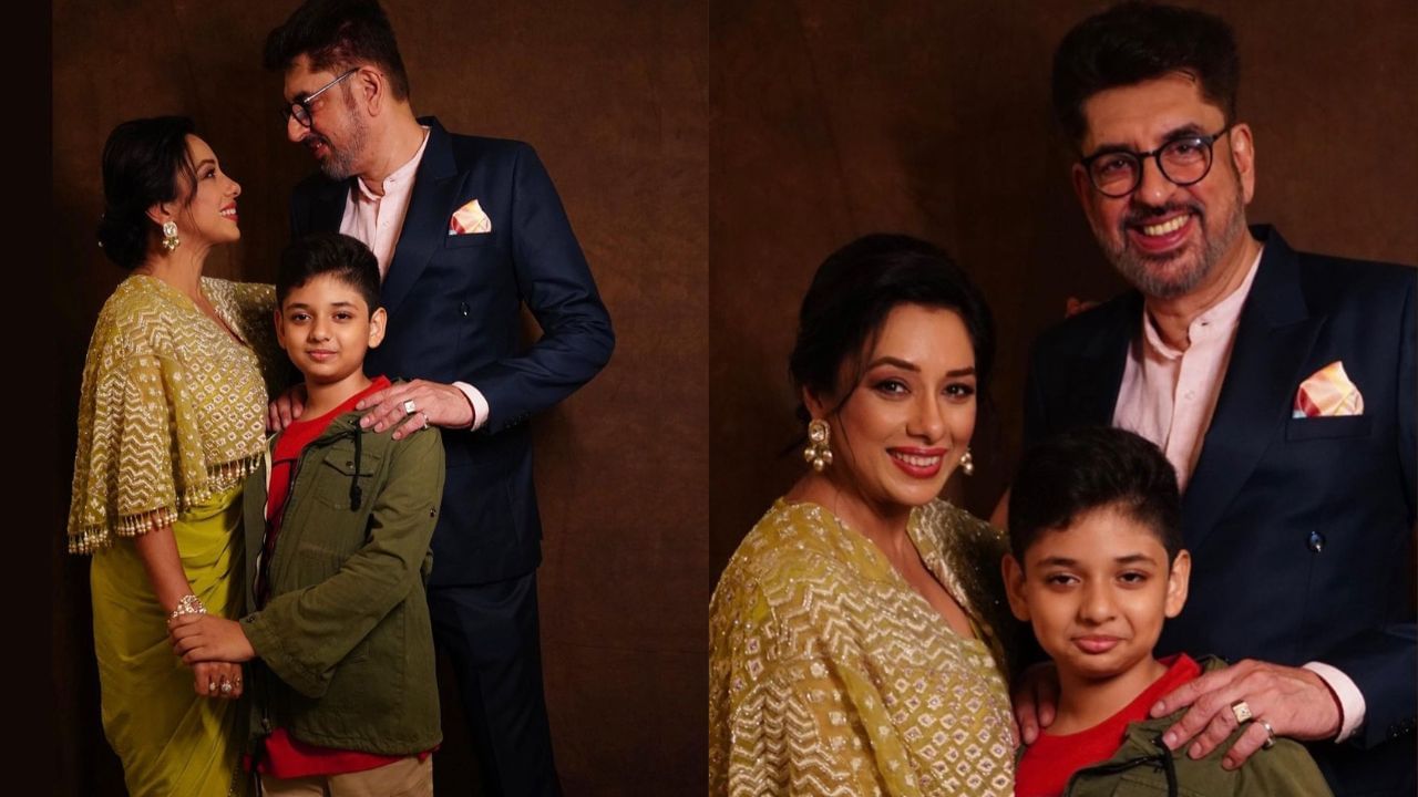 ટીવી સિરિયલ "સારાભાઈ vs સારાભાઈ" માં 'મોનિષા સારાભાઈ' તરીકે જોવા મળી હતી.વર્ષ 2022માં રૂપાલી ગાંગુલીને ટેલિવિઝન વિશ્વમાં તેમના યોગદાન બદલ ભારતના સર્વોચ્ચ એવોર્ડ "દાદાસાહેબ ફાળકે એવોર્ડ" થી સન્માનિત કરવામાં આવી હતી.