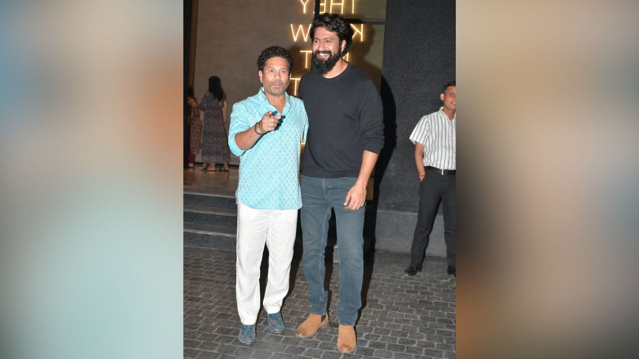 વિકીની આ પોસ્ટમાં એક્સાઈટમેન્ટ જોવા મળી રહ્યું છે. આ જોઈને ફેન્સ પણ ઘણા ખુશ છે. તેના ખૂબ વખાણ થઈ રહ્યા છે.