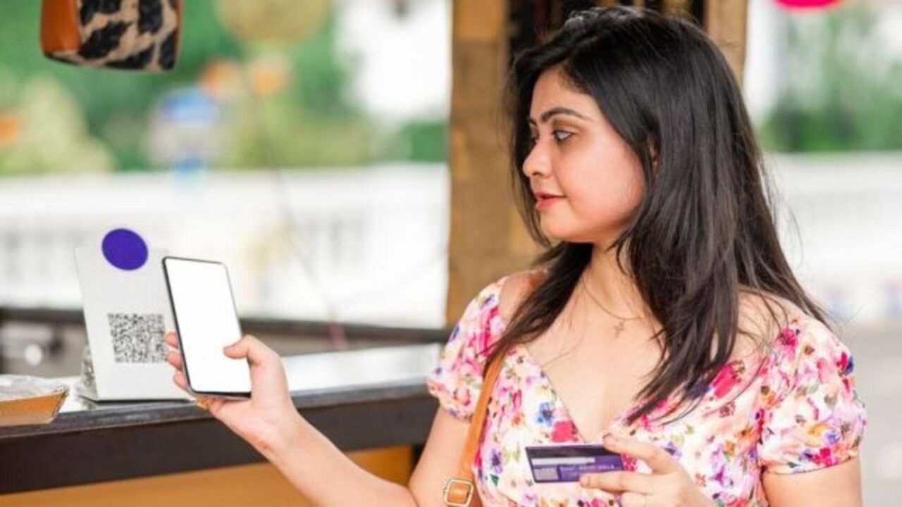 વર્ષ 2023 માં, સમગ્ર વિશ્વમાં ડિજિટલ પેમેન્ટ દ્વારા કુલ ટ્રાન્જેક્શન અંદાજે 9.46 ટ્રિલિયન ડોલર સુધી પહોંચવાનો અંદાજ છે. ડિજિટલ પેમેન્ટની લિસ્ટમાં ભારત ટોચ પર છે. વર્ષ 2022માં ભારતમાં 89.5 મિલિયન ડિજિટલ ટ્રાન્સફર કરવામાં આવ્યા હતા. ભારત સરકાર દ્વારા 2022માં વિશ્વભરમાં કરવામાં આવેલા તમામ રીઅલ-ટાઇમ કામના 46 ટકા ભારતમાં કરવામાં આવ્યા હતા.