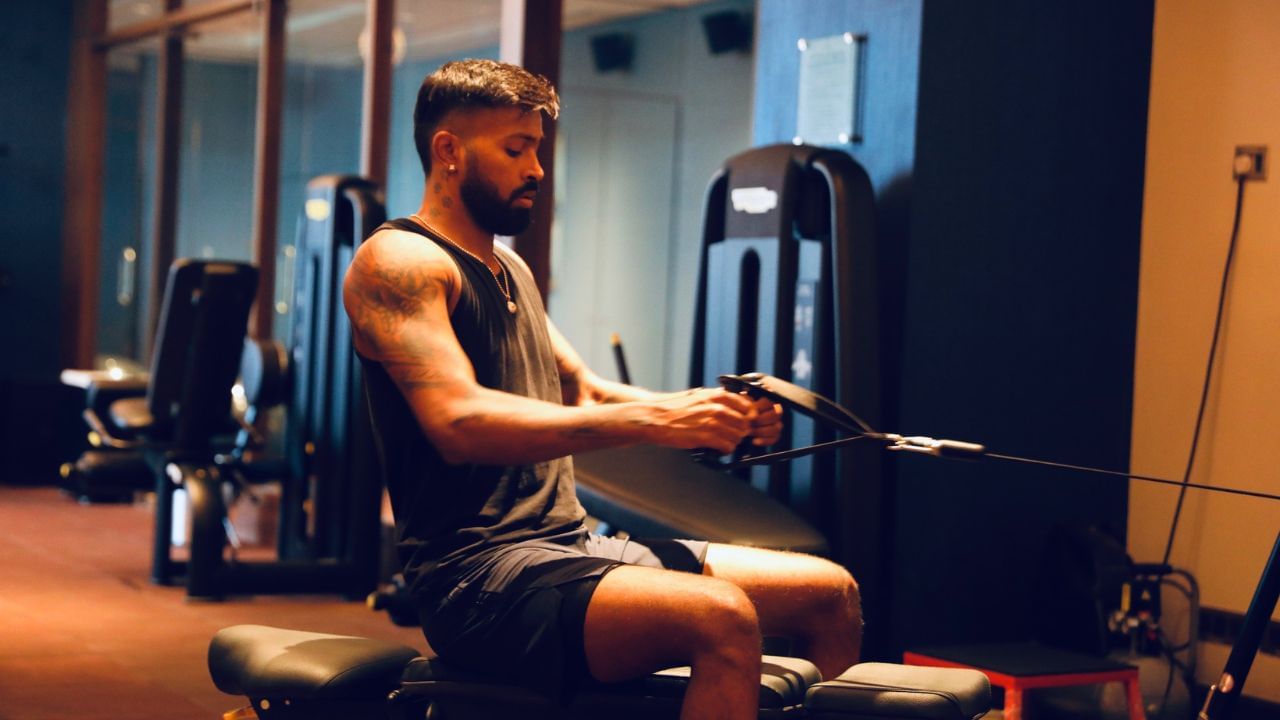 ફંક્શનલ ટ્રેનિંગ પણ જરુરી છે. મહત્વની આ ટ્રેનિંગ એન્ડ્યૂરન્સ અને સ્ટેમિના બિલ્ડ કરવા માટે મદદરુપ નિવડે છે. માટે જ ફ્કંશનલ ટ્રેનિંગ સપ્તાહમાં ઓછામાં ઓછુ એકાદ વાર તો ચૂક્યા વિના જ કરવી જોઈએ. 