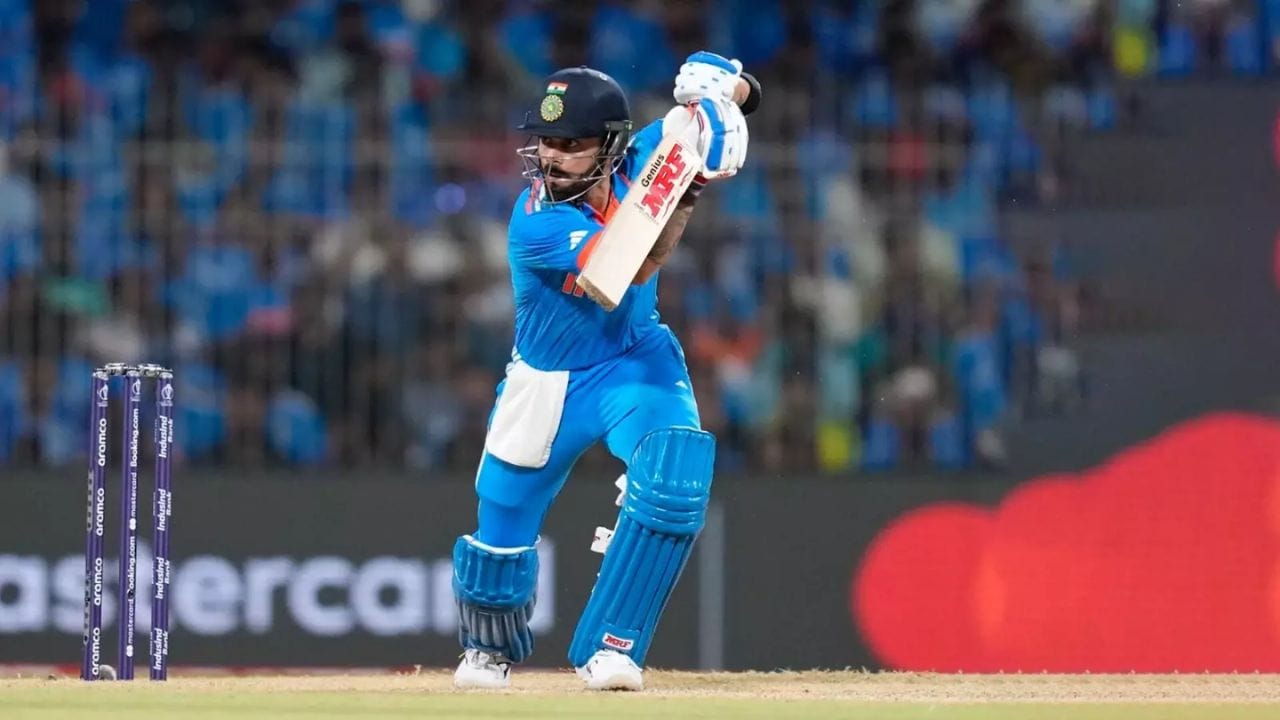 વિરાટ કોહલીના એન્ડોર્સમેન્ટનું સંચાલન કરતી કંપની કોર્નર-સ્ટોન સ્પોર્ટ્સ એન્ડ એન્ટરટેઈનમેન્ટના સીઈઓ બંટી સજદેહે કહ્યું હતું કે MRF સાથેની ડીલમાં વિરાટને અગાઉની ડીલની સરખામણીમાં સારો જમ્પ મળ્યો છે.