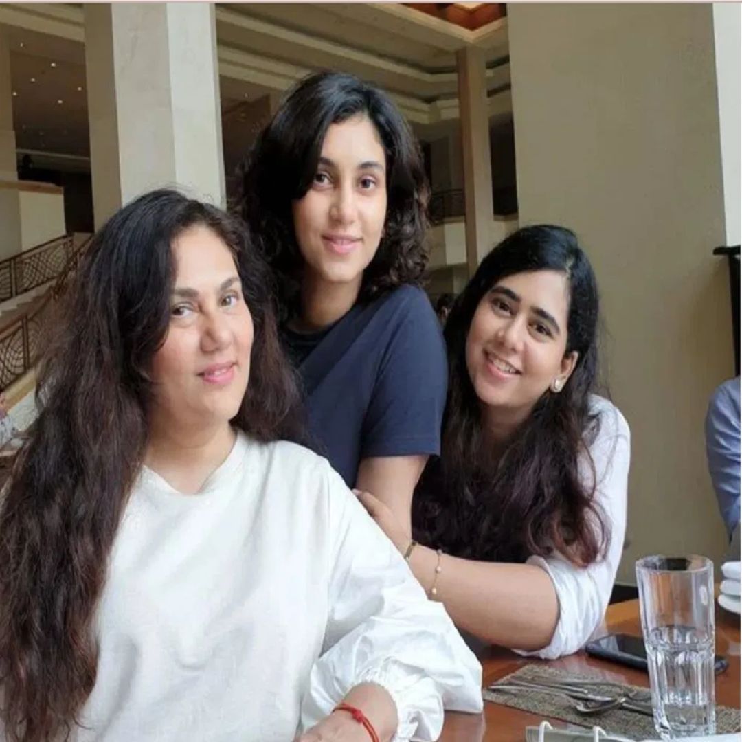 dipika chikhlia daughters