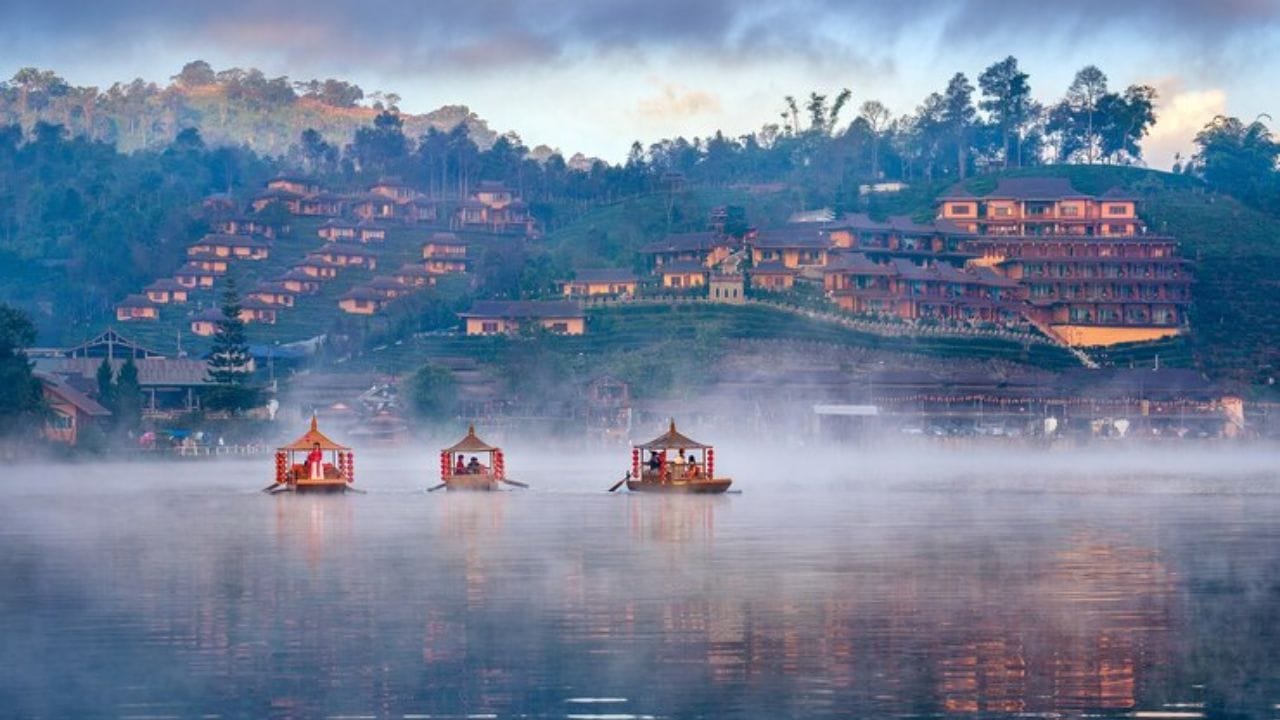 કંબોડિયા એશિયાઈ દેશ છે. દર વર્ષે લાખો લોકો આ દેશની ઐતિહાસિક ઈમારતો અને સંગ્રહાલયો જોવા આવે છે. આ દેશના ચલણનું નામ કંબોડિયન રીએલ છે. એક ભારતીય રૂપિયાની કિંમત 49.46 કંબોડિયન રિએલ બરાબર છે. તેથી 100 ભારતીય રૂપિયાની ત્યાં કિંમત લગભગ 4946 કંબોડિયન રિએલ બરાબર છે.