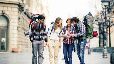 પ્રવાસ કરતી વખતે આ 5 બાબતોનું ધ્યાન રાખો, તમારું સ્વાસ્થ્ય નહીં બગડે