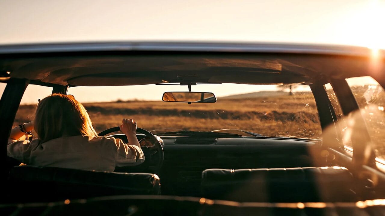 આ સાથે મેડિકલમાં એક દવા પણ આવે છે, તેને પણ તમે સાથે રાખી શકો છો, જો કે એક નાનીએવી મેડિકલ કીટ પણ આવે છે તેને પણ તમે સાથે લઈને જઈ શકો છો, જેથી કોઈ ઈમરજન્સીના સમયમાં તમારા કામમાં આવે.