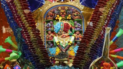 બોટાદ : સાળંગપુર કષ્ટભંજન હનુમાનજી દાદાને પતંગ, દોરાનો ભવ્ય શણગાર કર્યો, જુઓ વીડિયો બોટાદ : સાળંગપુર કષ્ટભંજન હનુમાનજી દાદાને પતંગ, દોરાનો ભવ્ય શણગાર કર્યો, જુઓ વીડિયો