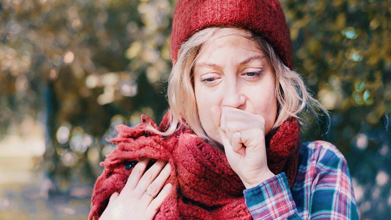 જો તમારે કામ માટે બહાર જવાનું હોય તો તમારું આખું શરીર અને માથું ઢાંકો. અસ્થમાના દર્દીઓએ પોતાની સાથે ઇન્હેલર રાખવું જોઈએ. વૃદ્ધ લોકોએ બહાર જવાનું ટાળવું જોઈએ અને સગર્ભા સ્ત્રીઓએ પણ આ ધ્યાનમાં રાખવું જોઈએ.