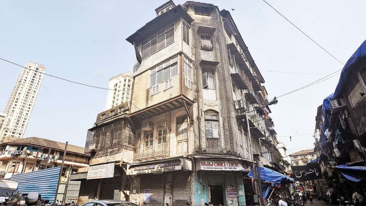 ડિસેમ્બર 2020માં રત્નાગીરીમાં દાઉદ ઈબ્રાહિમની મિલકત, જેમાં બે પ્લોટ અને એક બંધ પેટ્રોલ પંપનો સમાવેશ થાય છે, તેની રૂ.1.10 કરોડમાં હરાજી કરવામાં આવી હતી.