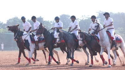ગુજરાત પોલીસના અશ્વદળની ચર્ચા દેશભરમાં રહેતી હોય છે. મજબૂત અશ્વદળ અને તેની સંખ્યાને લઈ દેશના અન્ય રાજ્યમાં ચર્ચા થતી હોય છે. ગુજરાત પોલીસ સુંદર અને વિશેષ ઘોડાઓની સંખ્યા મોટી છે. હજુ વધુ નવા ઘોડા ગુજરાત પોલીસા અશ્વદળમાં ઉમેરાશે.