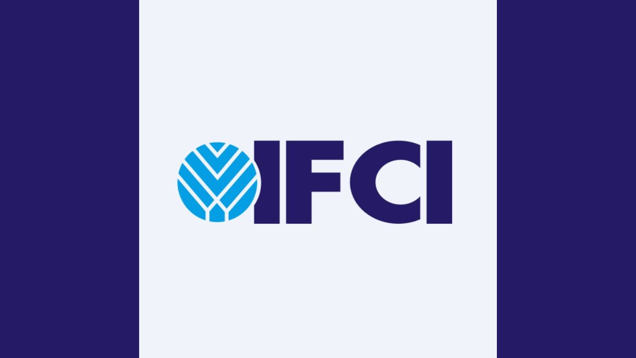 IFCI જે પહેલા ઈન્ડસ્ટ્રીયલ ફાયનાન્સ કોર્પોરેશન ઓફ ઈન્ડિયા ભારત સરકારના નાણા મંત્રાલયની માલિકી હેઠળની વિકાસ નાણા સંસ્થા છે. કંપનીની સ્થાપના વર્ષ 1948 માં થઈ હતી. IFCI BSE અને NSE પર લિસ્ટેડ છે. IFCIની સાત પેટાકંપનીઓ અને એક સહયોગી કંપની છે. ફાઇનાન્સિંગ પ્રવૃત્તિઓ વિવિધ પ્રકારના પ્રોજેક્ટને આવરી લે છે જેમ કે એરપોર્ટ, રોડ, ટેલિકોમ, પાવર, રિયલ એસ્ટેટ, ઉત્પાદન, સેવા ક્ષેત્ર અને અન્ય સંલગ્ન ઉદ્યોગો.
