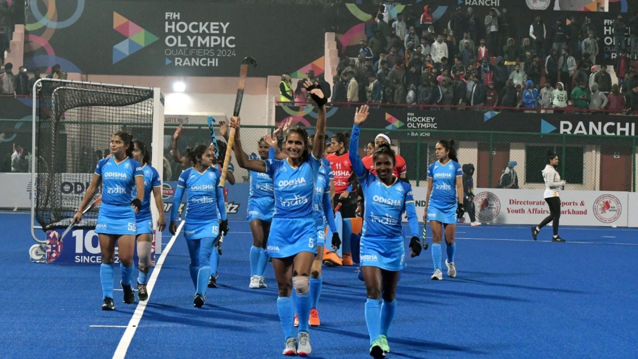 બ્રેકિંગ ન્યૂઝ : ભારતીય મહિલા હોકી ટીમનું સ્વપ્ન તૂટ્યુ, જાપાન સામે હારતા પેરિસ ઓલિમ્પિકથી થઈ બહાર