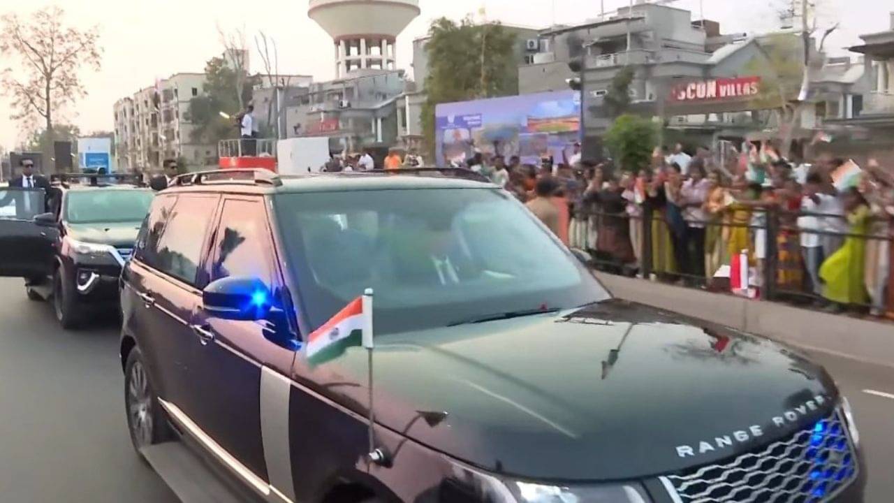 PM મોદી અને UAEના રાષ્ટ્રપતિ શેખ મોહમ્મદનો ભવ્ય રોડ શો, મોટી સંખ્યામાં લોકો ઉમટ્યાં, જુઓ