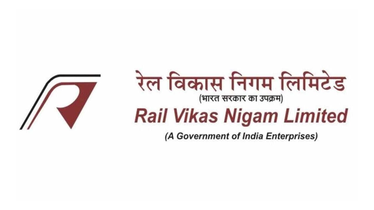 કંપનીના શેરનું 52 સપ્તાહની અપર સર્કિટ રૂ. 345.50 છે. તે જ સમયે, રેલ વિકાસ નિગમના શેરનું 52 સપ્તાહની લોઅર સર્કિટ 56.05 રૂપિયા છે. રેલ વિકાસ નિગમ લિમિટેડ (RVNL) ના શેર 27 માર્ચ, 2020 ના રોજ રૂ. 12.75 પર હતા. રેલવે કંપનીના શેર 25 જાન્યુઆરી 2024ના રોજ 302.10 રૂપિયા પર પહોંચી ગયા હતા. રેલ વિકાસ નિગમના શેરે 4 વર્ષથી ઓછા સમયમાં 2267% વળતર આપ્યું છે. 