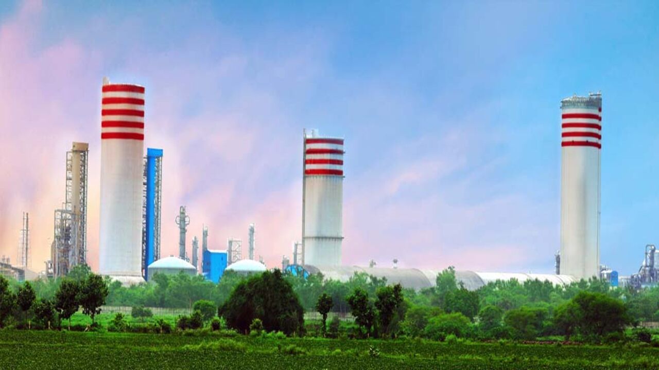 ચંબલ ફર્ટિલાઈઝરના બાયબેકની પૂર્વ તારીખ 18મી જાન્યુઆરી છે. આ દિવસે શ્રી અજીત પલ્પ એન્ડ પેપર લિમિટેડના રાઈટ્સ ઈશ્યુની એક્સ ડેટ આવી રહી છે.